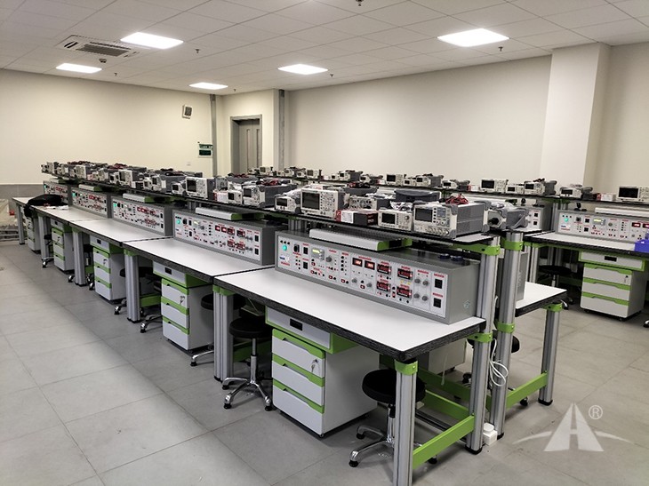 PGXDT-230B模电、数电技术实验装置