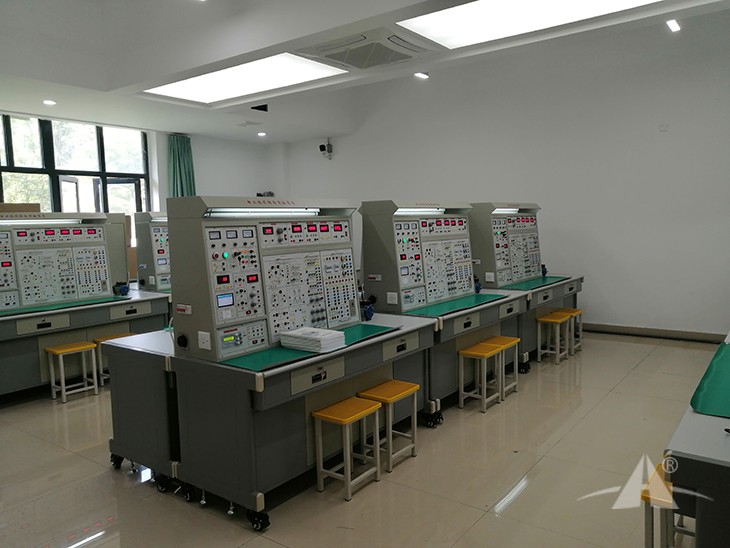 PGGDG-188C电工技术综合实验装置